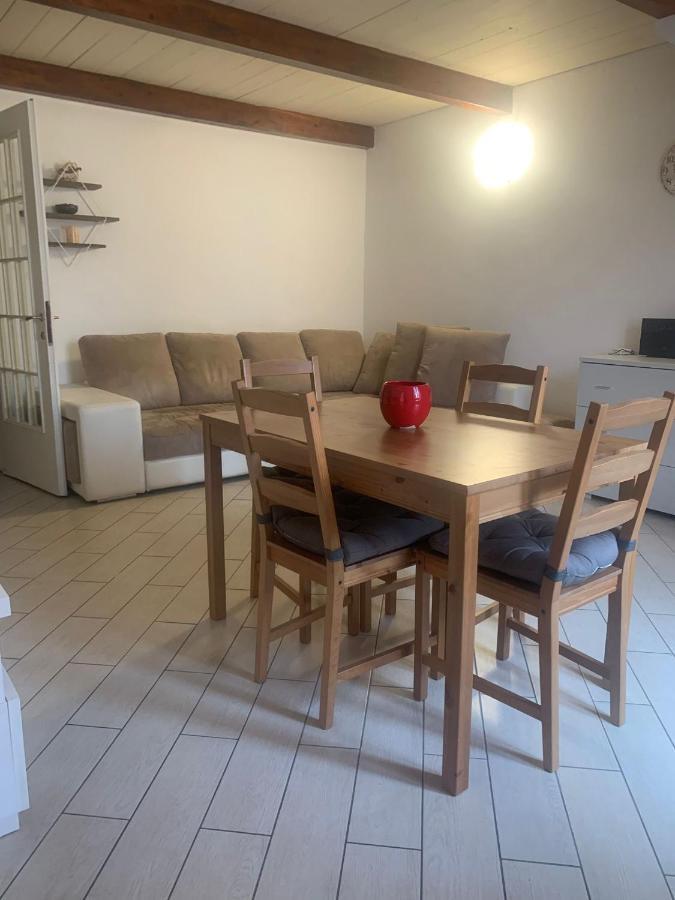 Odeon Apartment In Centro A Livorno Kültér fotó