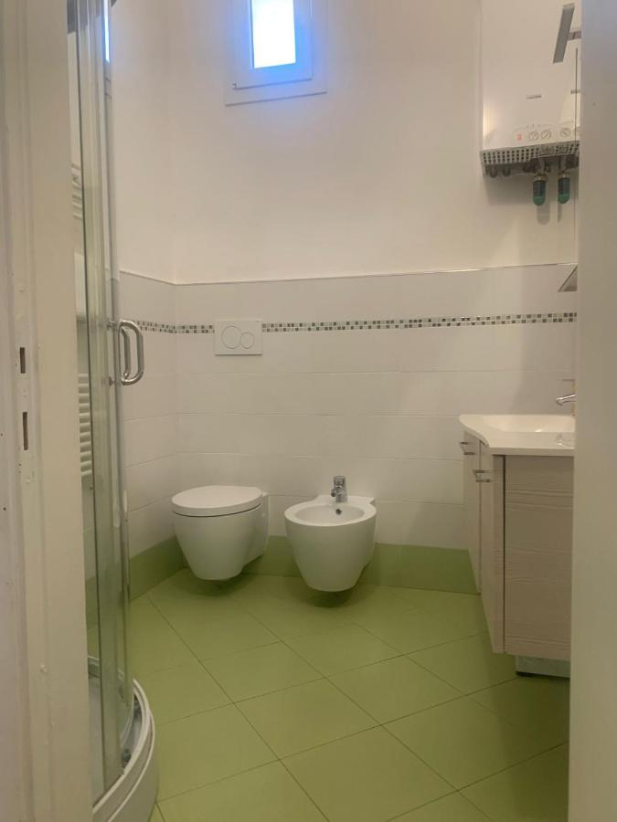 Odeon Apartment In Centro A Livorno Kültér fotó